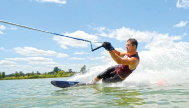 votre-secteur/sports-loisirs/ski-nautique/vignettes-nos-produits-05.png